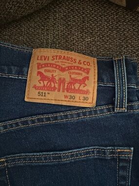 Levi's 511 Slim Men's Jeans in Dark Blue with Tan Patch